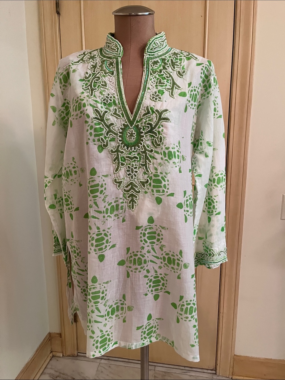 BARBARA GERWIT Resort Cruise Beach Beaded Turtle Print Lime/W Swimsuit Coverup M